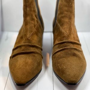 Joie Rust Gold Suede Ankle Booties. Size 8